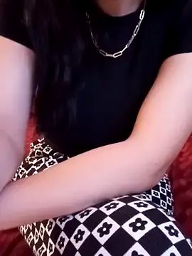 Private Yaraa8 on StripChat