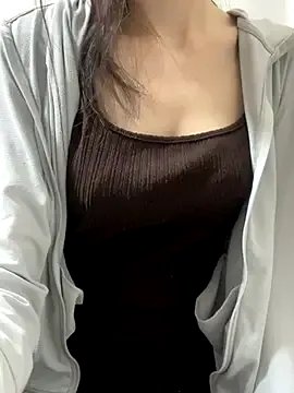 Group yayoi_jp on StripChat