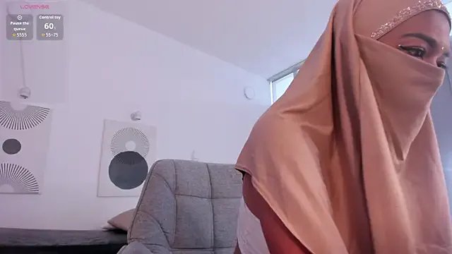 Freechat Yuli_arabic on StripChat