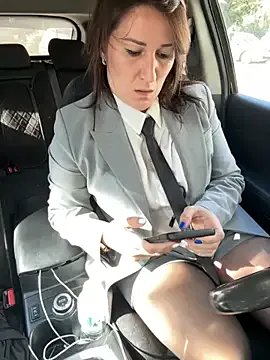 Freechat ZhenjaPoledance on StripChat