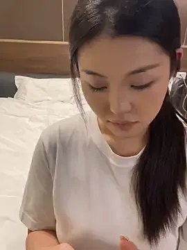 Freechat zhenzhen666 on StripChat